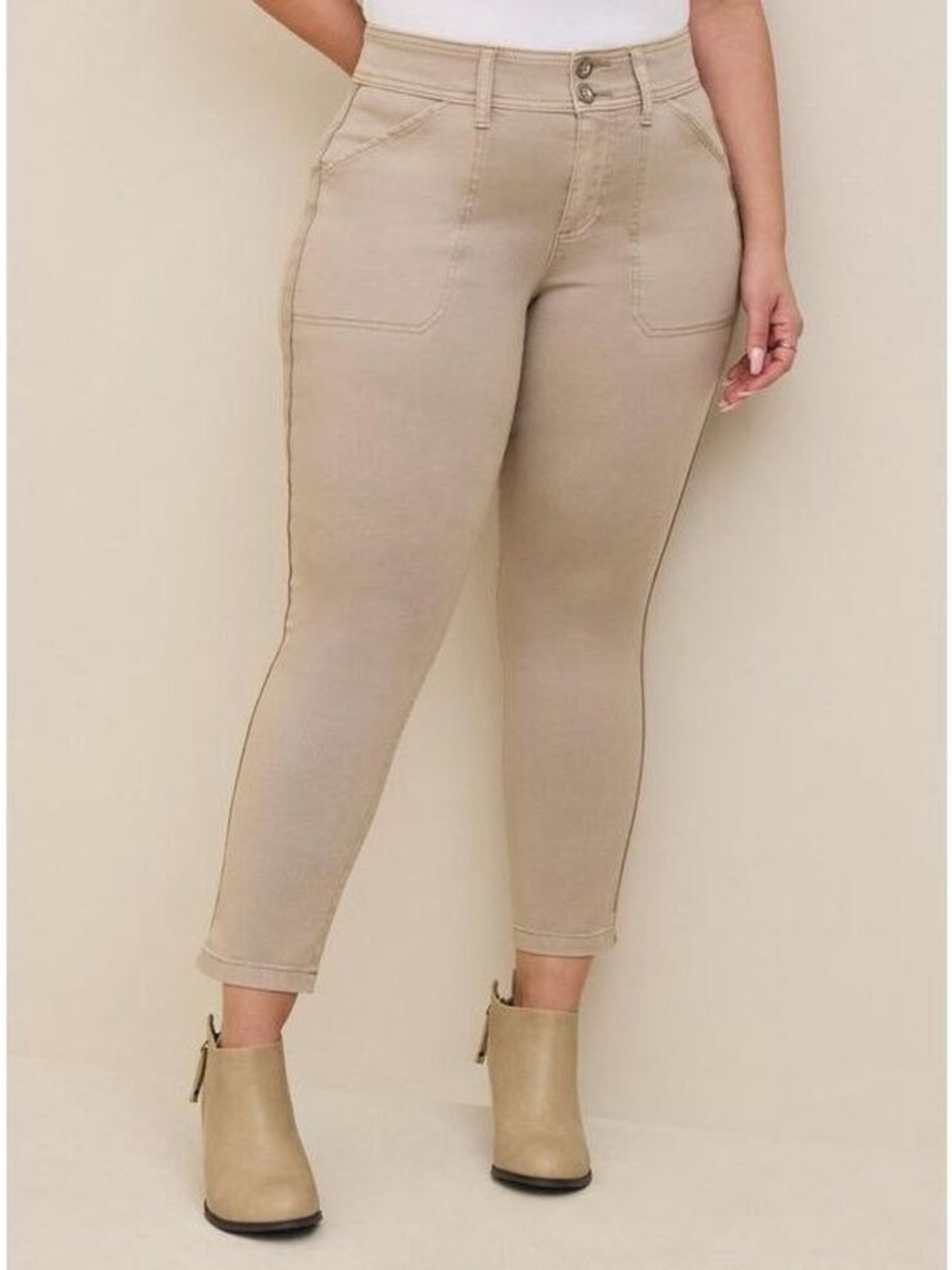 EUC Torrid Crop Aviator Skinny Stretch Twill Mid-Rise Pant- Size 18